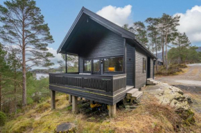 Gunnarhytta, Valevåg
